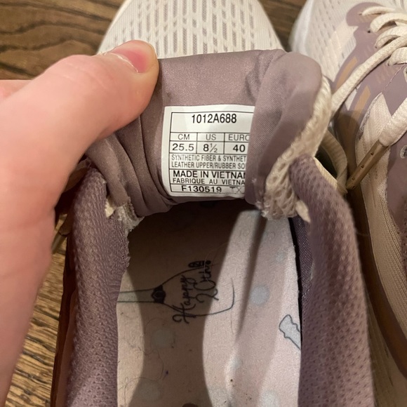 Asic athletic shoes - Picture 3 of 3